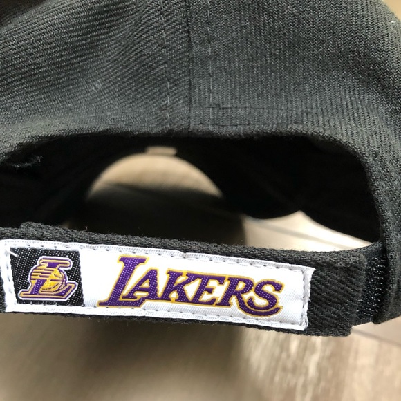 New Lakers Adjustable Hat - Picture 5 of 5